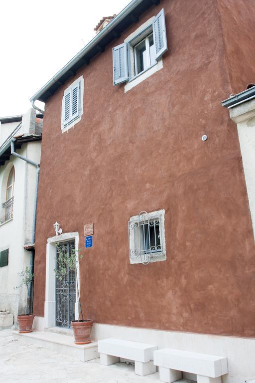 Houses Of โมโตวุน ภายนอก รูปภาพ